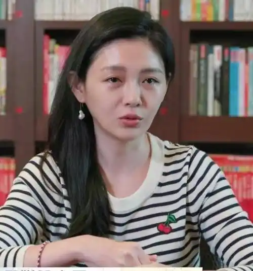 大s:我和我妹刚出道时,组合叫嘟比嘟哇,就想谁叫嘟比谁叫嘟哇_汪小菲