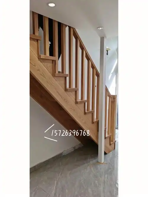 昨日完成美国红橡实木整梯安装