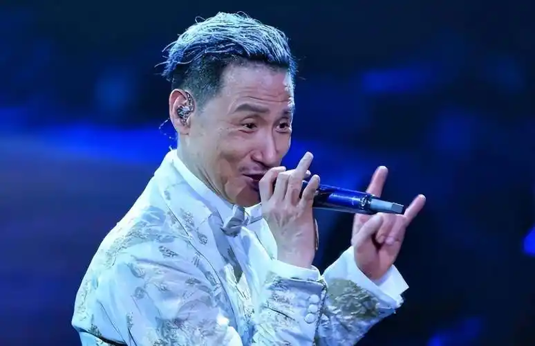 岁月_白发_观众