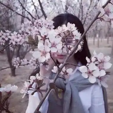 头像女简单干净可爱小清新图片清纯唯美女生微信高清头像大全