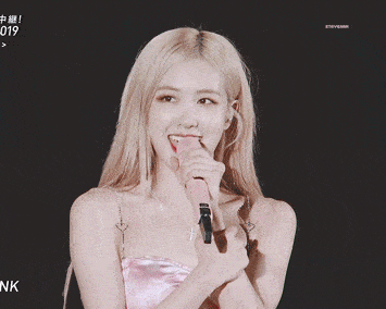 强烈建议:请rosé朴彩英的头发单独出道!