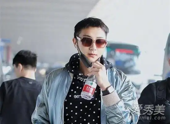 黄子韬发福是什么样子照片曝出 黄子韬为什么胖了但不是一胖毁所有