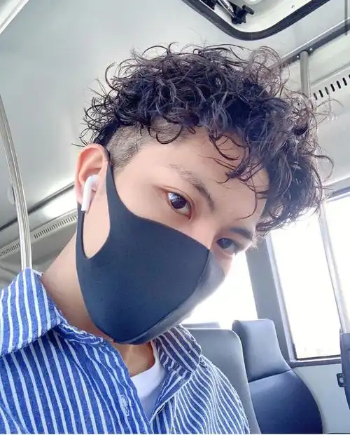 男生日系羊毛卷烫发