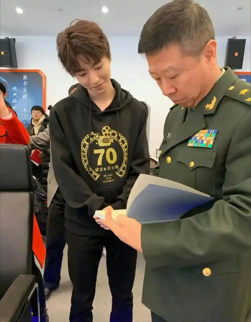 生活照永远比精修图更让人心动#王俊凯 #生图 #aygl # - 抖音