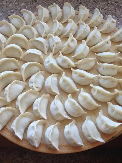 北方饺子做法教程(北方人最爱的面食)
