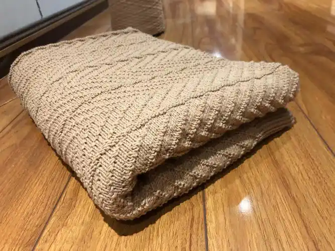 好织又好看的经典蓝巨人毛衣花样办公室午休毯