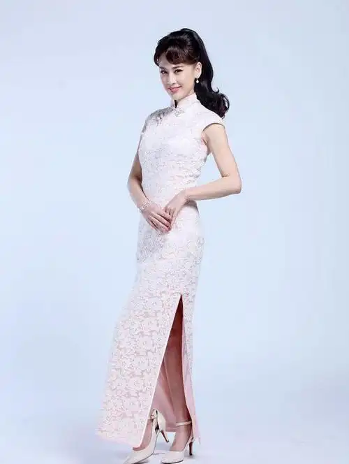 盘点穿旗袍尽显东方美的女明星,戚薇和刘诗诗谁能夺冠?