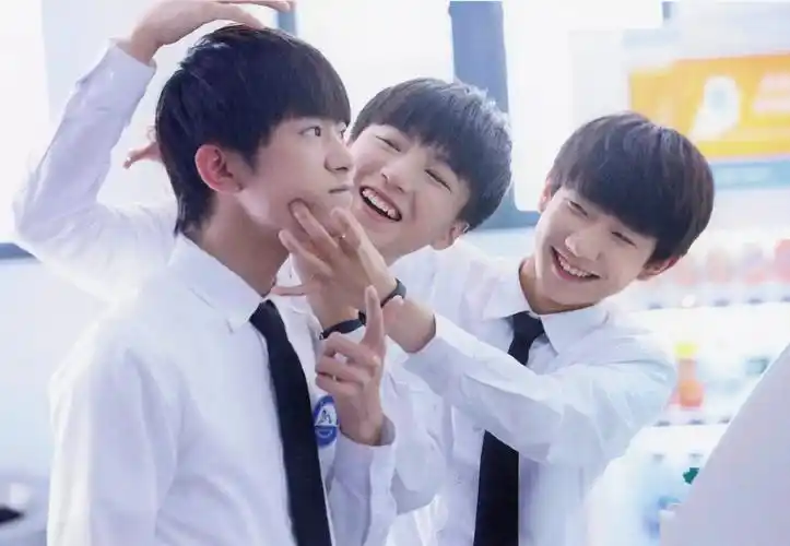 tfboys这个组合里有他俩陪我,真好 - 堆糖,美图壁纸兴趣社区