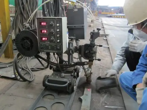 埋弧焊车4