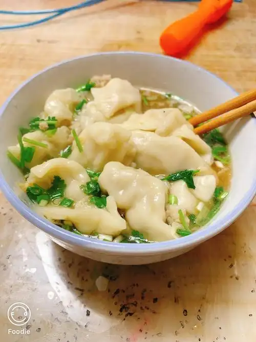 美味到汤都喝光光的清汤水饺的做法