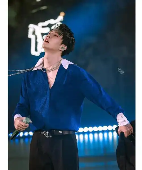 王一博这组图片好欲啊