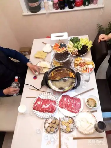 朋友圈里看到朋友们晒的年夜饭,真是满屏都是艺术!