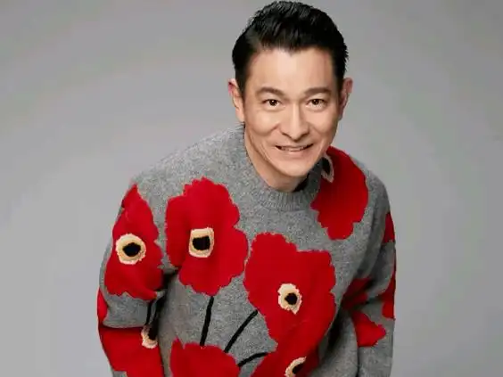 刘德华庆祝出道40周年,不是一个人红了40年,而是认真工作了40年