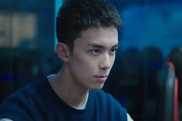 【扒看里】穿越火线路小北的腿好了吗 在楚歌的帮助下逐渐好转