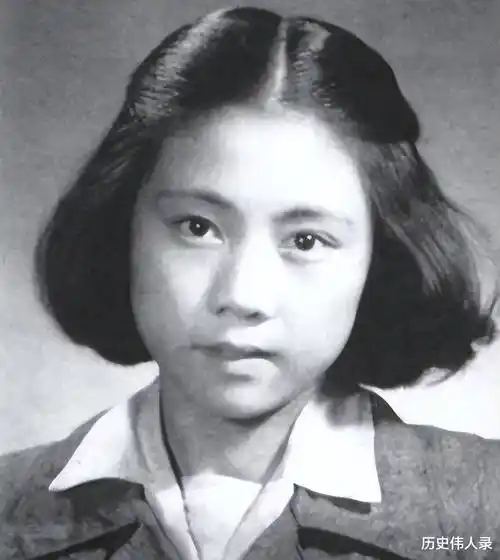 2006年,77岁庞学勤再婚娶56岁高山英子,儿子亲自为他们牵线搭桥