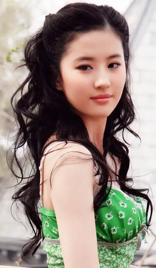 刘亦菲造型出自2008年杂志《新旅行voyage…-堆糖,美好生活研究所