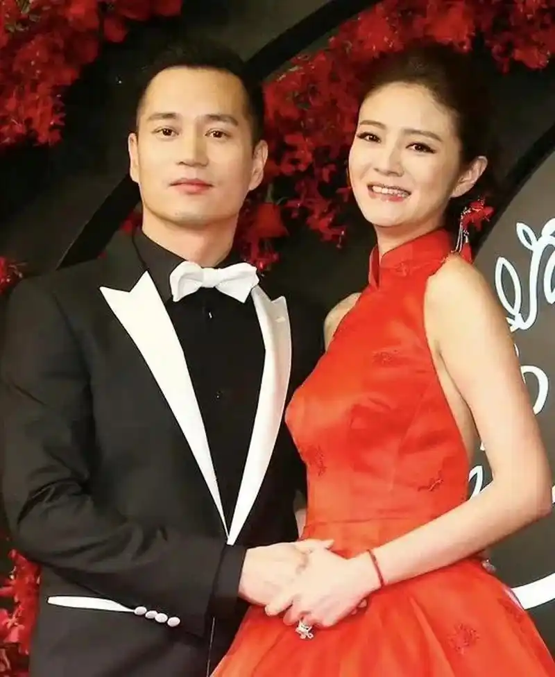 安以轩老公陈荣炼的一审宣判结果出来了,多种罪行累计,被判14年有期