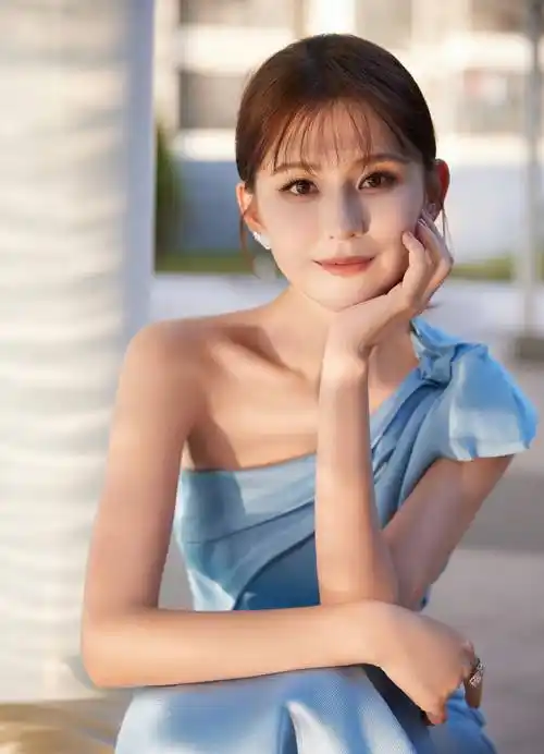 第14届金鹰节颁奖晚会 热依扎拿回了属于自己的吗?_水花_获奖_奖项