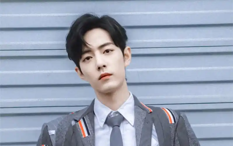 【肖战x笑容】對!肖战他什么都没干,只是回了个头而已!