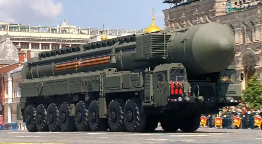 "亚尔斯"(rs-24)洲际弹道导弹