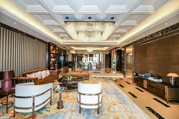 佛山新城| 360方大平层 望湖是一种什么体验