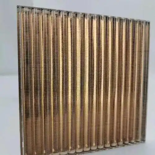 重庆厂家定制生产酒店装修移门厨房门8mm超白长虹瓦楞艺术玻璃