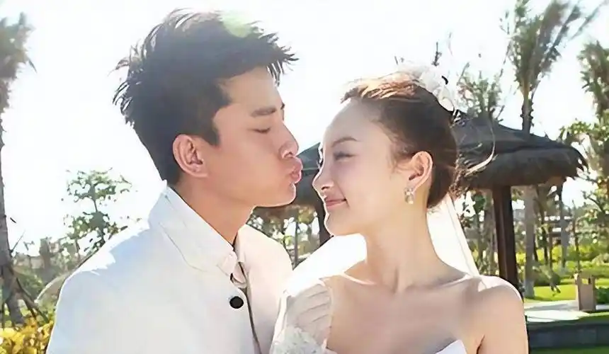 李小璐_女子_父母