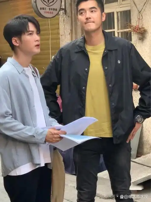 若189cm的金世佳遇上178cm的任嘉伦,能成为"身高差"cp吗?|双男主|cp_