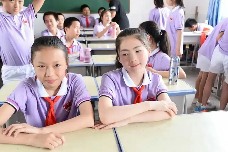 光丰小学2018年六(2)班毕业照