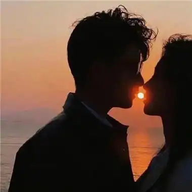 氛围感ins风绝美真人情头 高颜值超甜的情侣头像_情侣头像_美头网