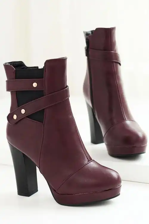 粗跟厚底防水台短靴