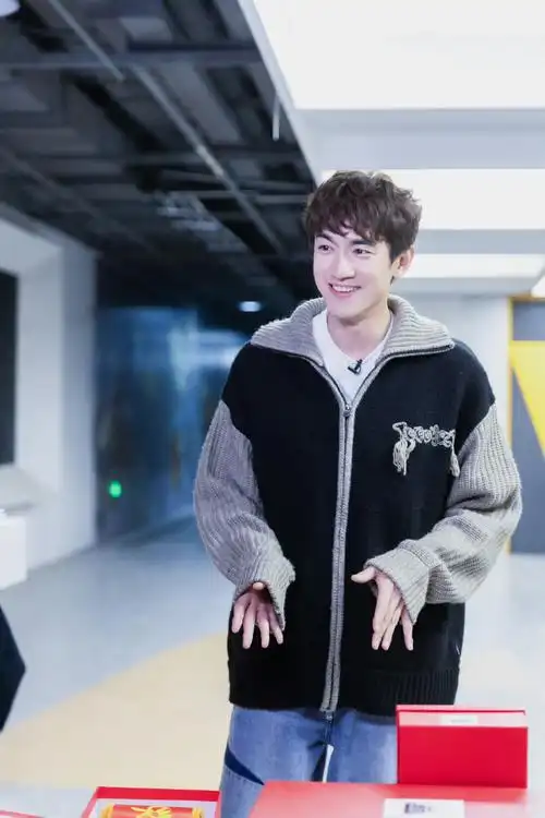 林更新卷毛回来了##与凤行