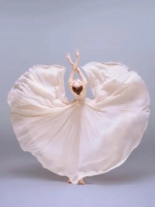 大摆裙舞蹈写真