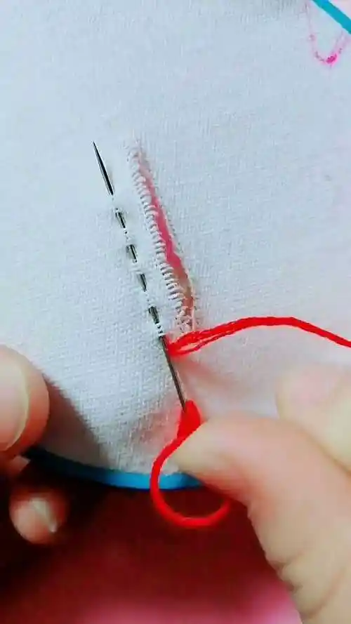 衣服上的口子正确补法