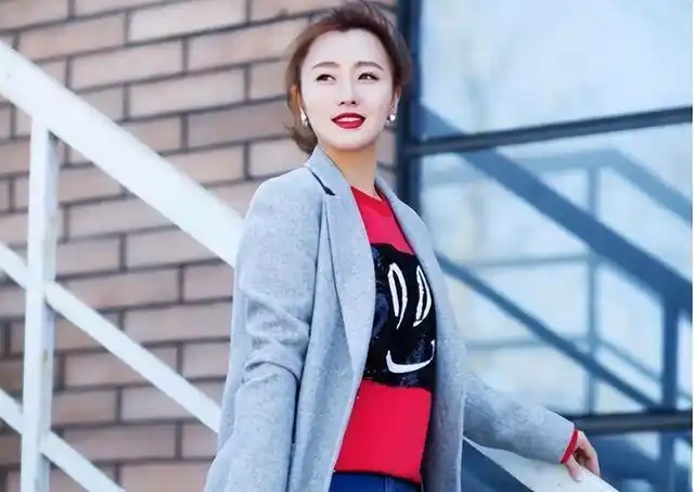 "豪门阔太"潘阳:潘长江唯一的女儿,拍戏不成意外嫁十亿豪门