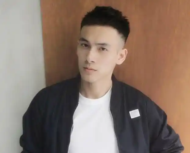 男士子弹头发型图片(男生) - 赤虎壹号