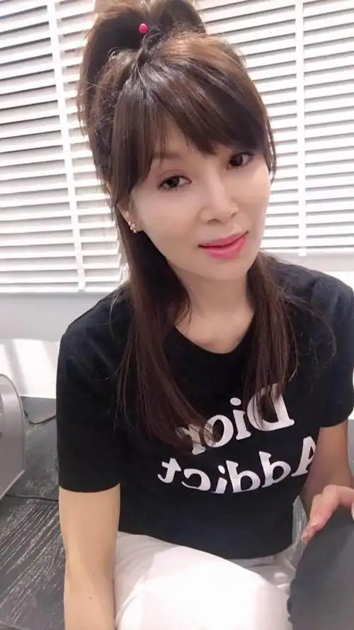 55岁蔡秋凤不忘养育之恩,至今单身不强求感情:家人就是我的天