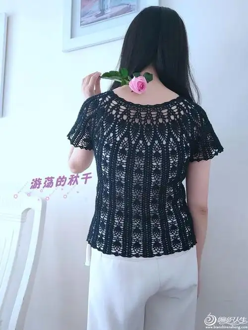 夜萝莉从上往下钩女士钩针菠萝花样套头衫