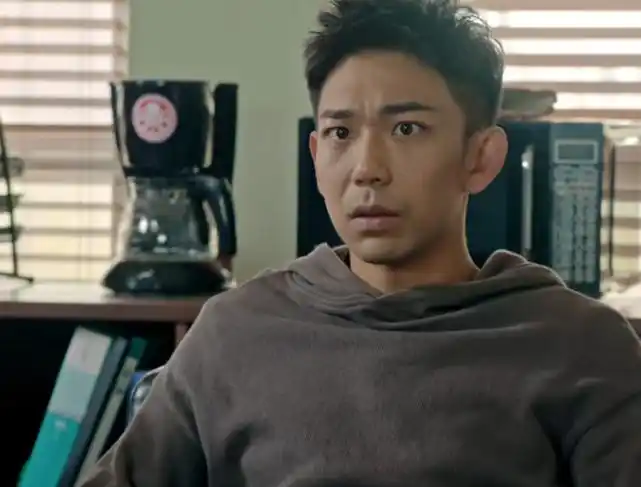 积压5年,毛骗团队成为口碑黑马,豆瓣几乎没有差评,新剧看不够