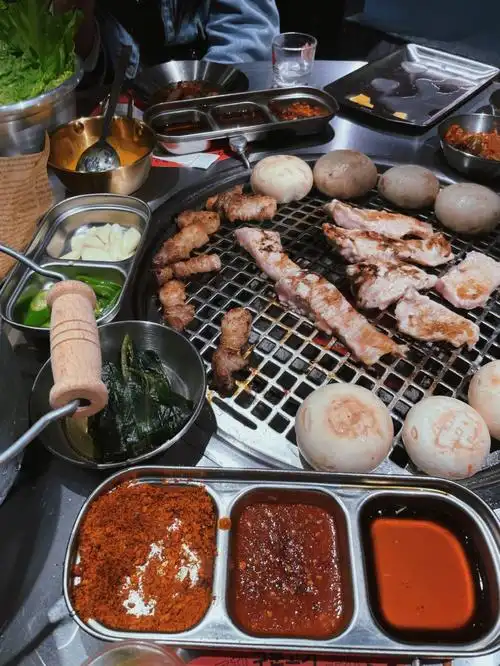最正宗的韩式烤肉令人欲罢不能