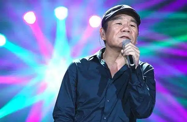 4这首歌被称作经典的歌,被很多知名歌手翻唱.