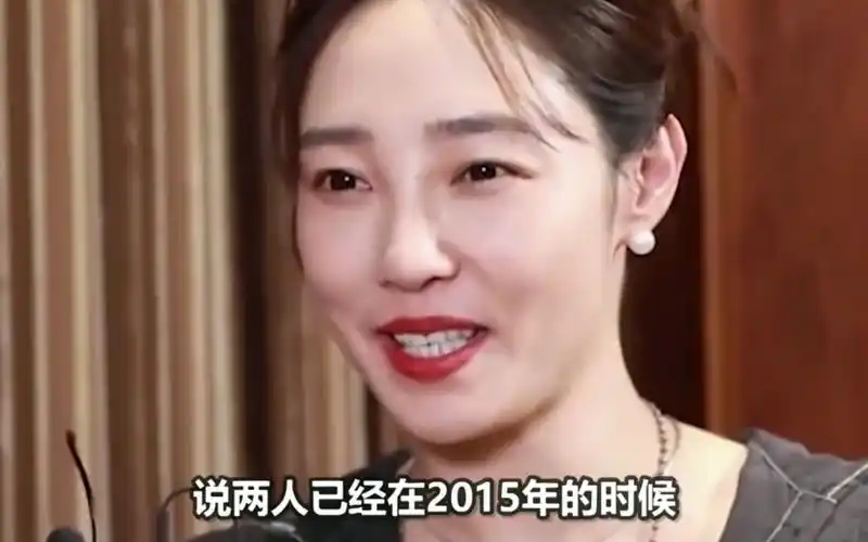 一指弹白百合是白百合在泰国约会时自己的行为举止事件发生在2017年