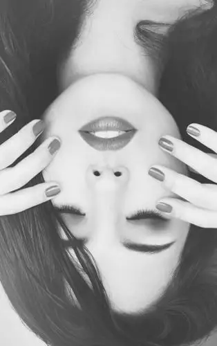 简约黑白美女安卓手机壁纸图片-高清背景图-zol手机壁纸