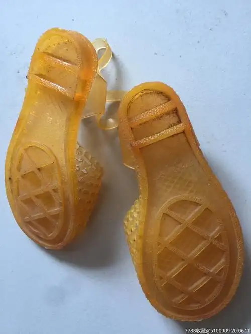 8090怀旧收藏儿童塑料凉鞋一双