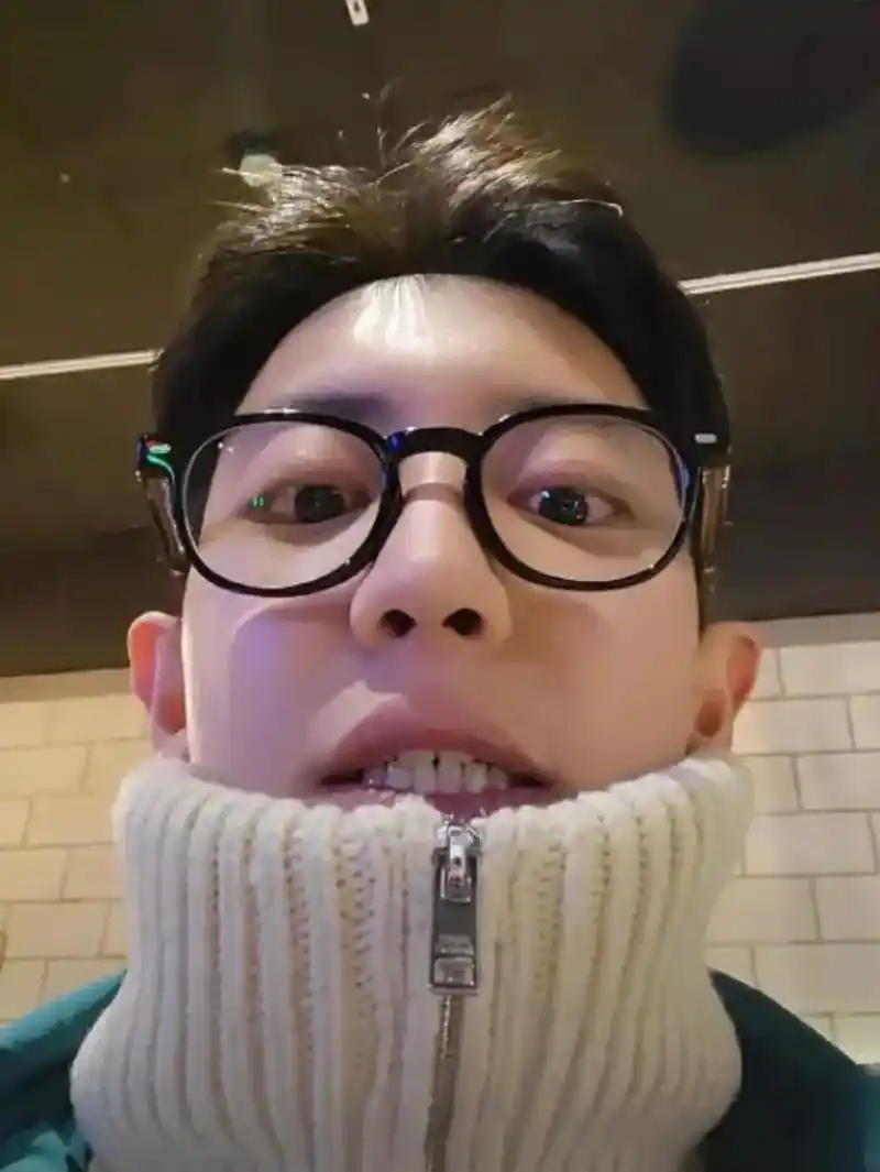 女友视角 #朴灿烈庆幸的是这一年里还能陆续看到你的消息 - 抖音