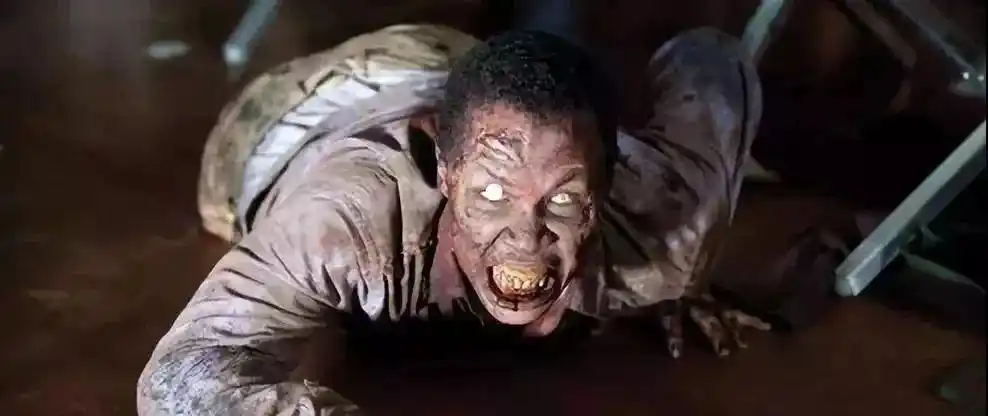 很可能一不注意就坠落"万丈深渊"在这里千万要小心行走血腥地狱三大