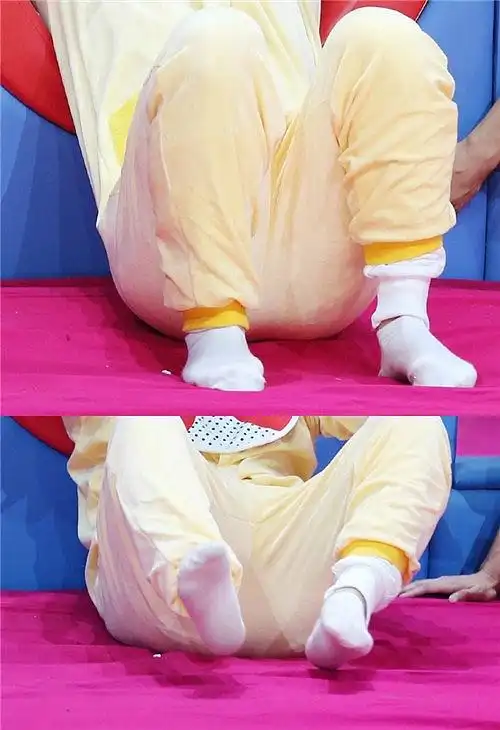 [张艺兴][分享]170907 浑身上下都是苏点 尊敬的粉丝朋友们有点过火了