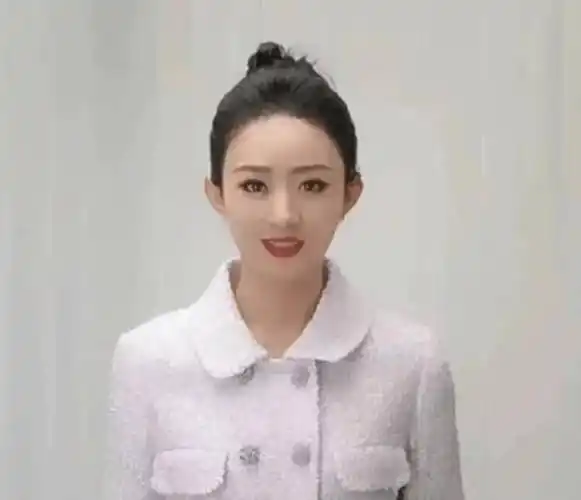 图片来源于网络而在说话的过程中,赵丽颖的整个表情幅度电话也不大