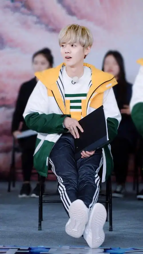 鹿晗～奔跑吧延安录制-by磨叽磨叽磨叽