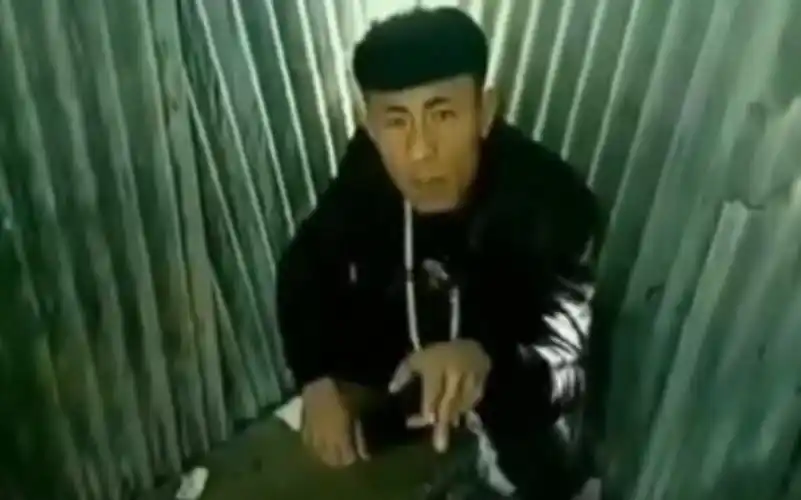 老八在线吃粑粑(原版过审)-vlog视频-搜狐视频